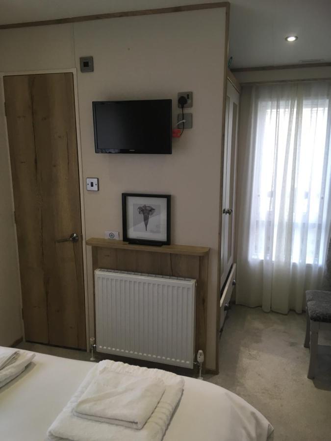 Tattershall Lakes Retreat 3 Bedroom Mini Lodge Waddington  المظهر الخارجي الصورة